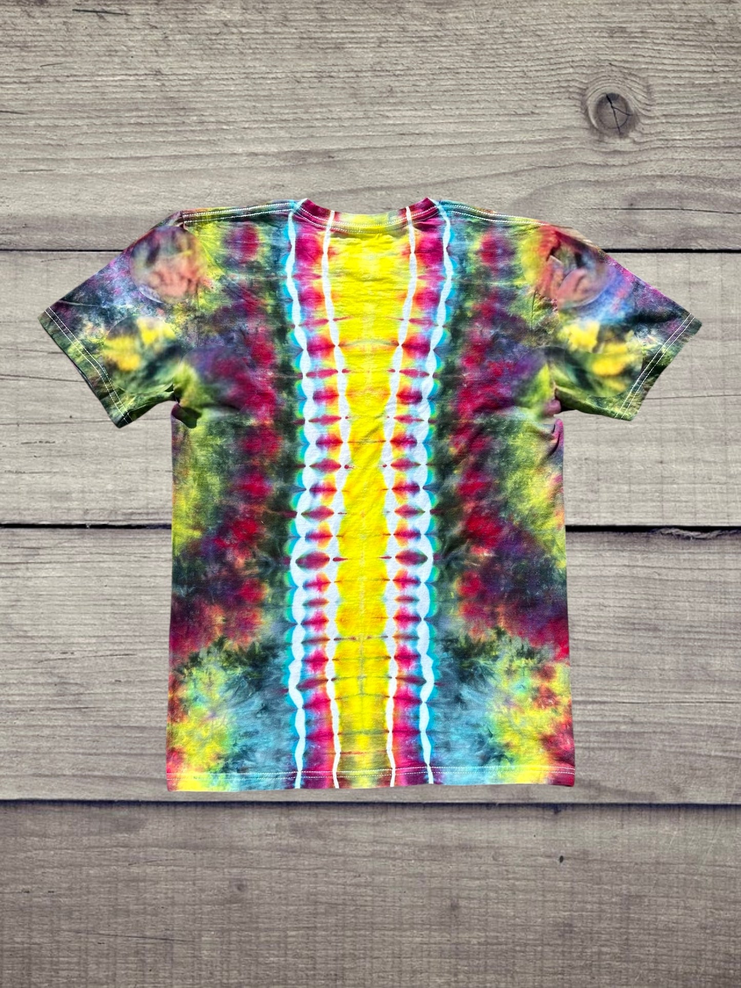 Retro Rainbow Heart Tee Small