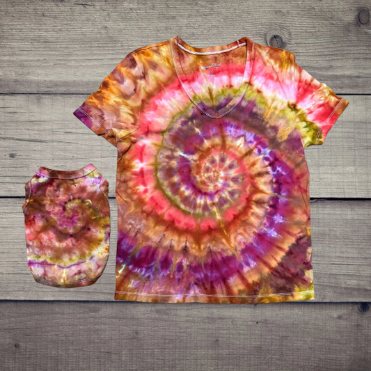 Small Bright Autumn Ice Dye V-Neck Tee Size Small